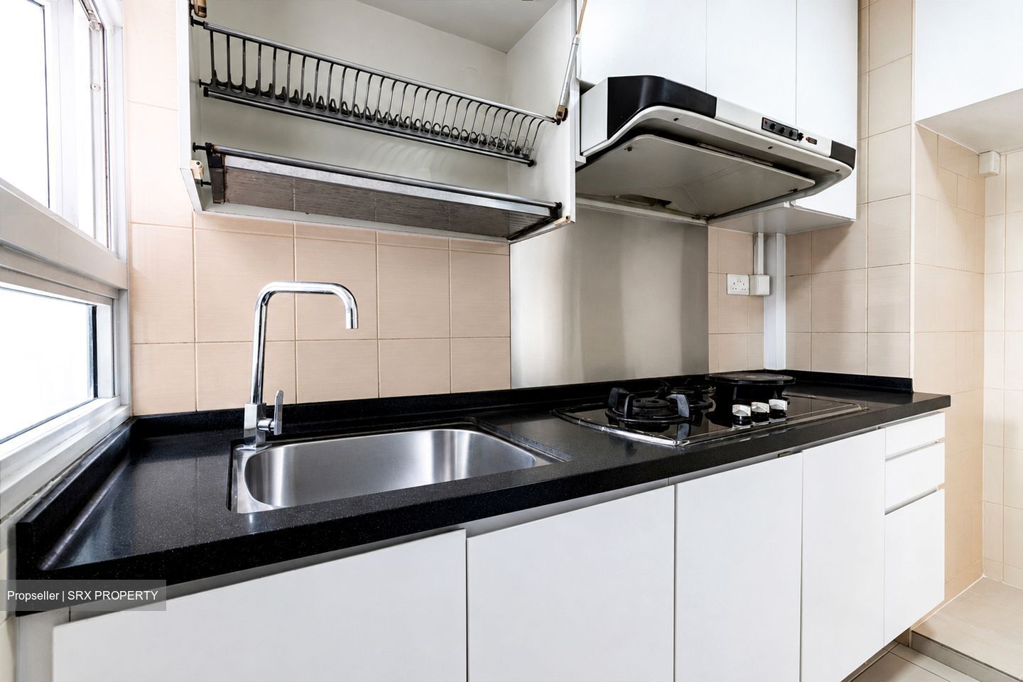 Blk 301A Coralinus (Punggol), HDB 4 Rooms #558744751